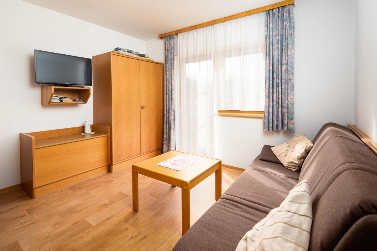 Apartment Wanger นอยเคียร์เชน อัม โกรสเวเนดิเกอร์ ภายนอก รูปภาพ